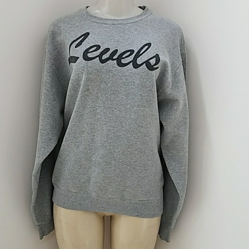 Levels Sweater size M Gray good condition